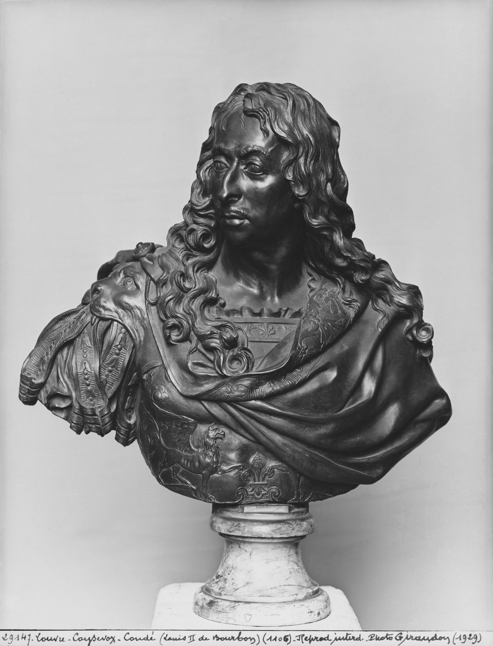 Busta Ludvíka II. prince Bourbonského, známá jako Le Grand Conde (bronzová) od Antoine Coysevox