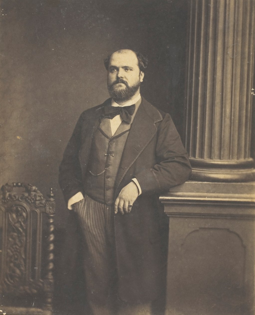 Untitled Man Standing, en Face, 18551869. od Antoine Samuel Adam Salomon