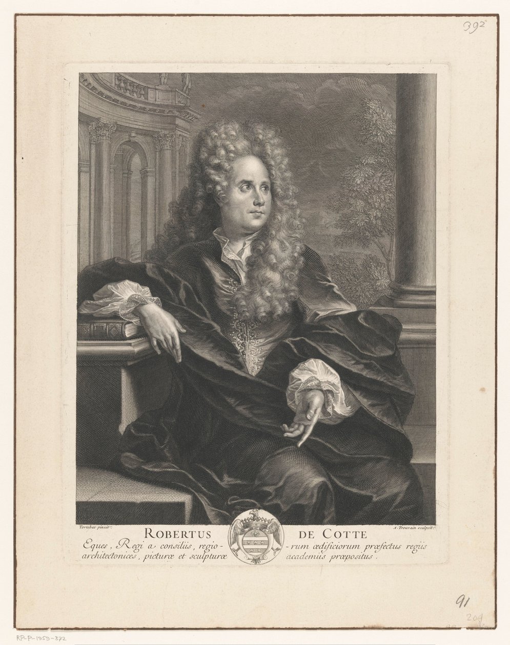 Portrét Roberta de Cotte opírajícího se o knihu v klasické architektuře Robert De Cotte (titul na objektu) od Antoine Trouvain
