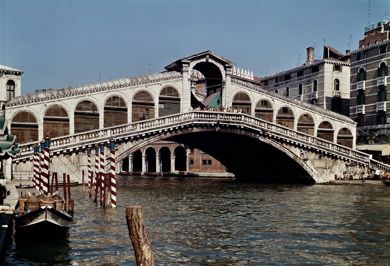 Most Rialto, zahájený v roce 1588 od Antonio da Ponte