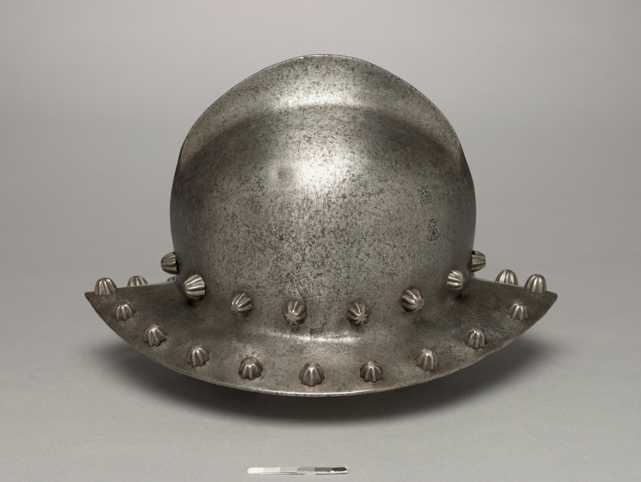 Válečný klobouk nebo kotlíkový klobouk, cca 1475-1500 (ocel) od Antonio (workshop of) Missaglia