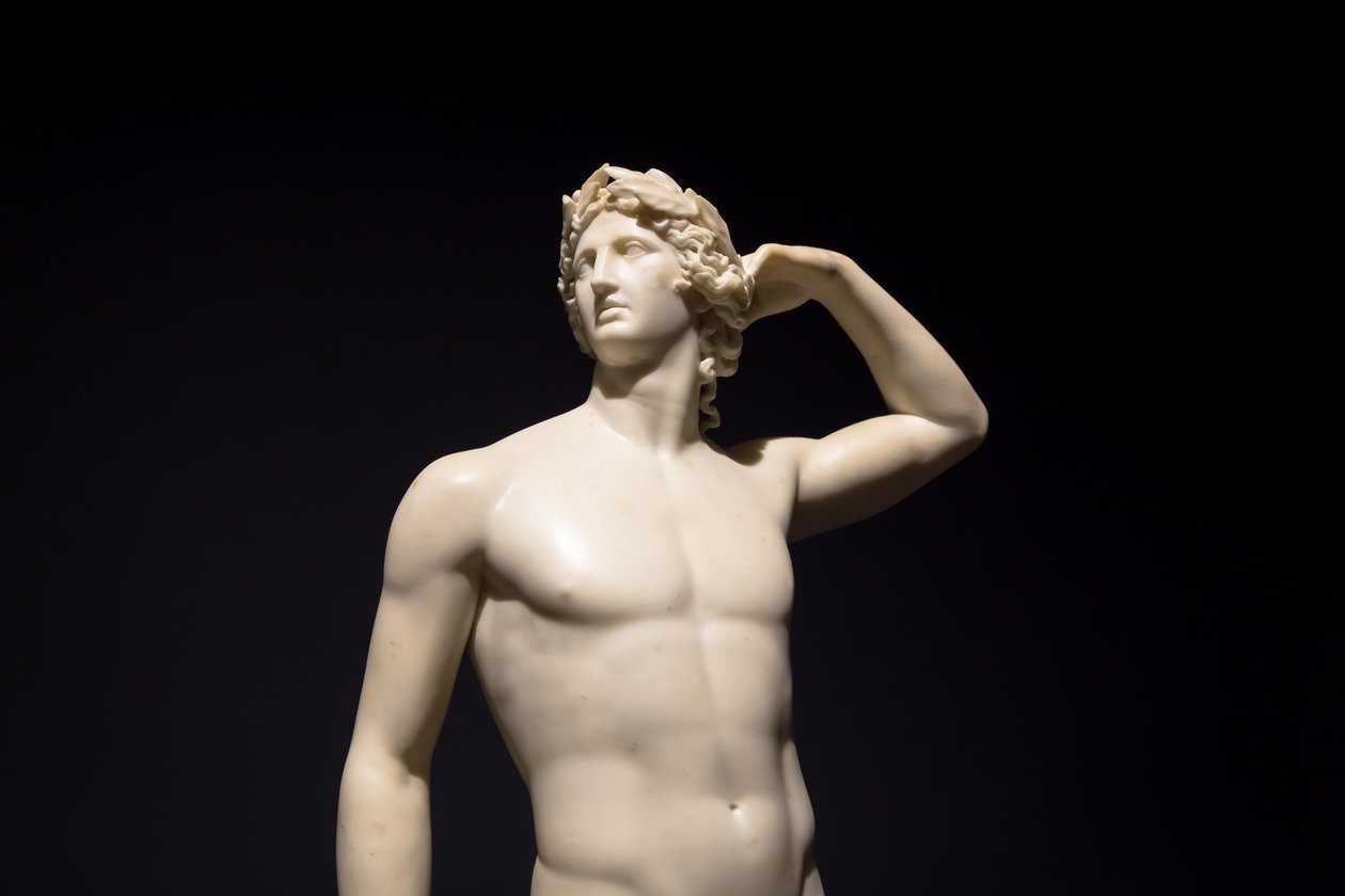 MILÁN, ITÁLIE - červen 2020: antická socha Apollón se korunuje - 1782 - An..., 2019 (foto) od Antonio Canova