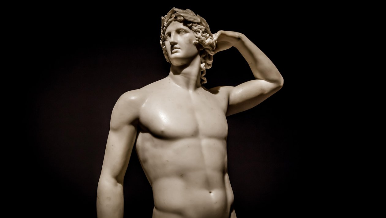MILÁN, ITÁLIE - červen 2020: antická socha Apollón se korunuje - 1782 - An..., 2019 (foto) od Antonio Canova