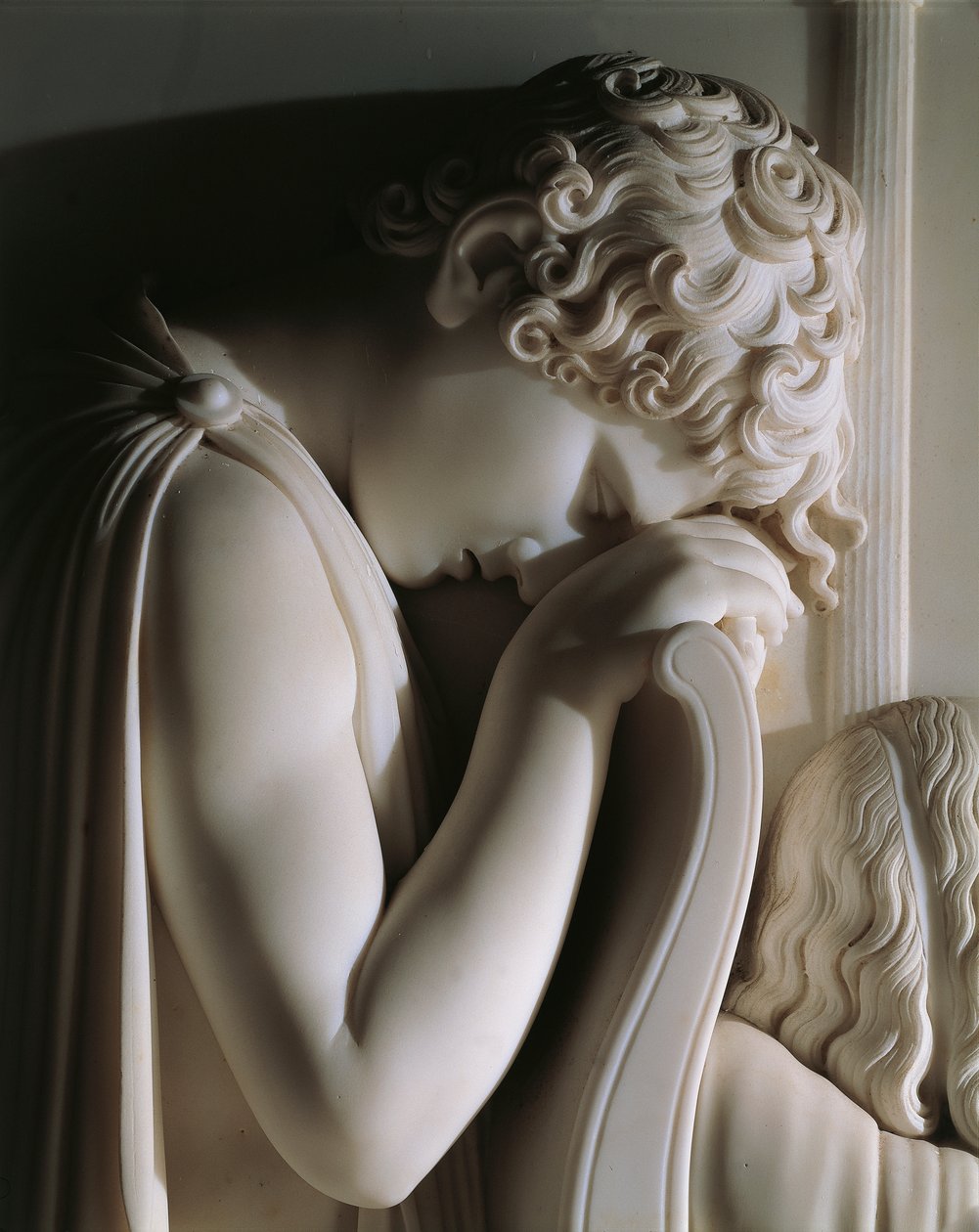 Smutek hraběnky z Haro, Antonio Canova (1757-1822), mramorový reliéf od Antonio Canova
