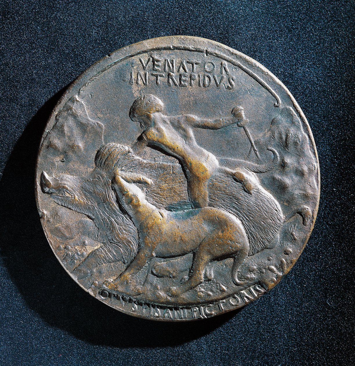 Bronzová medaile Alfonse V. Aragonského (1394-1458) od Antonio Pisanello