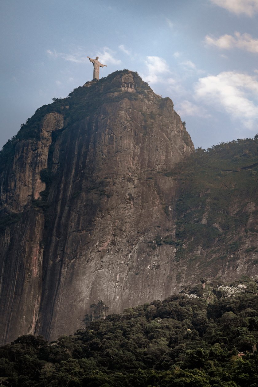 Redentor VI, 2019 (digitální fotografie) od Antonio Schubert