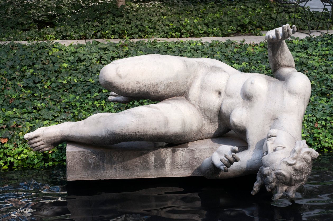 Řeka, od Aristida Maillola, v Sculpture Garden, Museum of Modern Art, New York (foto) od Aristide Maillol