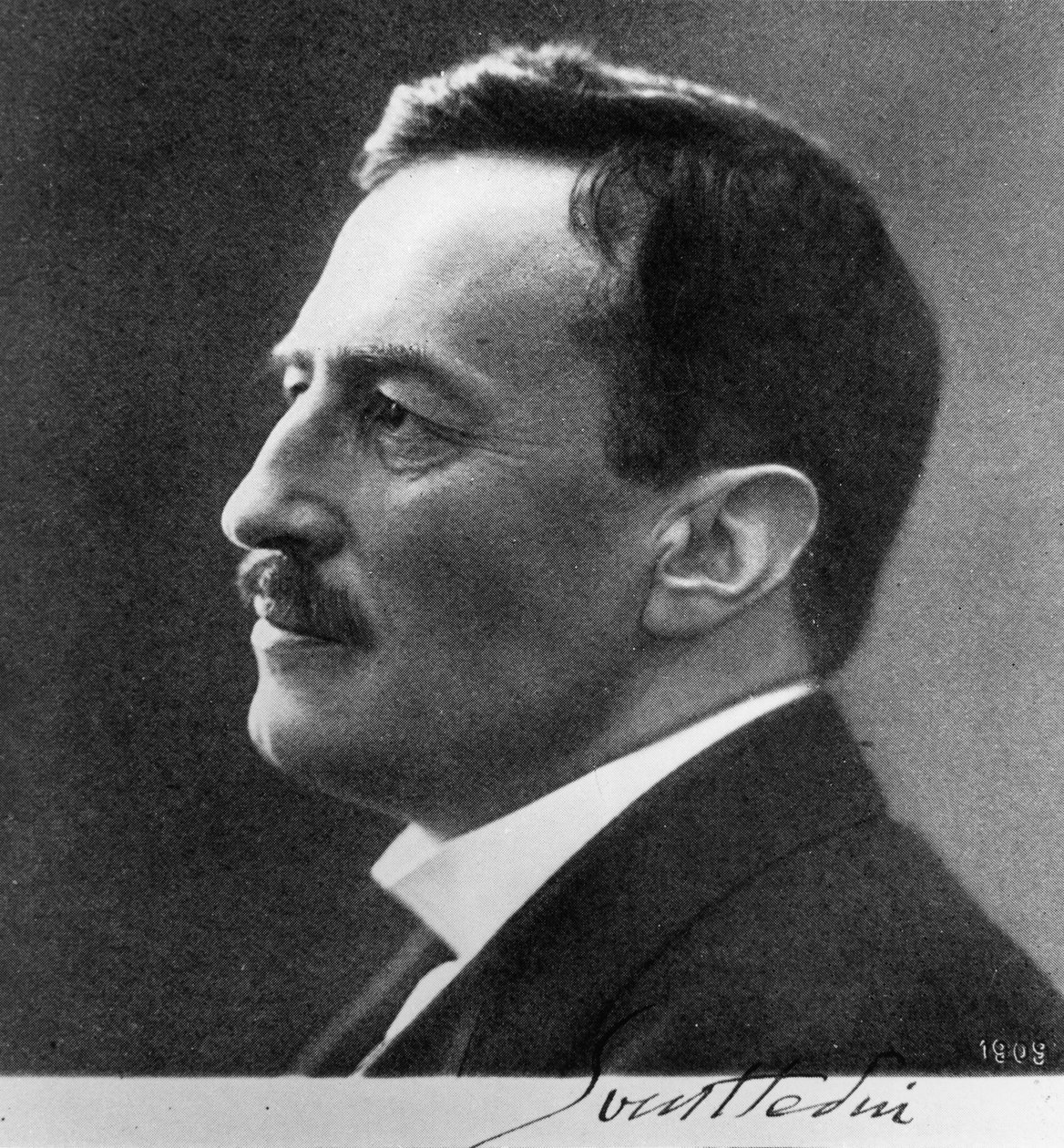 Portrét Svena Anderse Hedina (1865-1952) 1909 (černobílá fotografie) od Aron Jonason