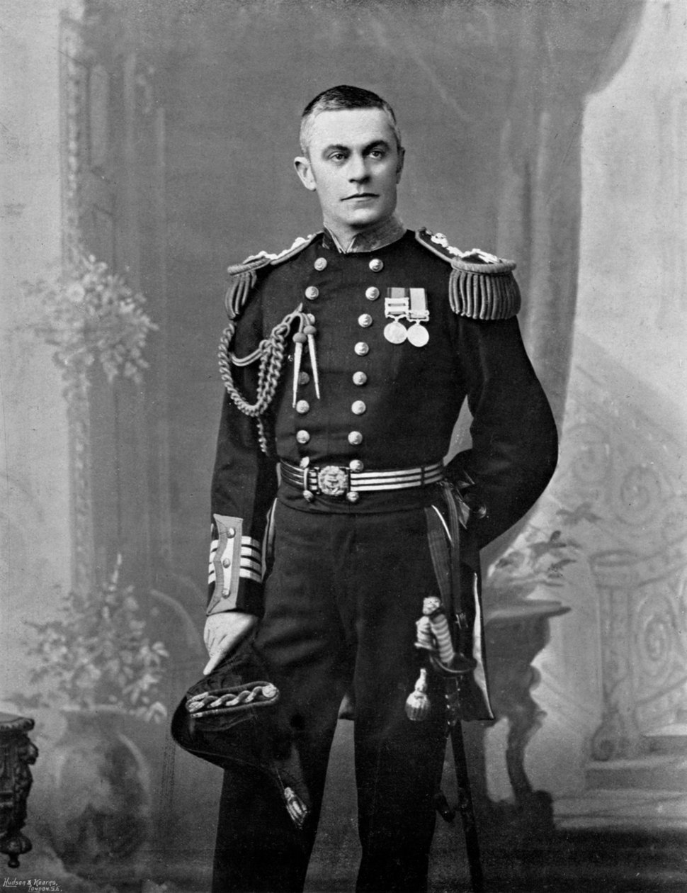 Kontraadmirál Alfred Taylor Dale, vrchní velitel létající perutě, 1896 od Arthur Debenham