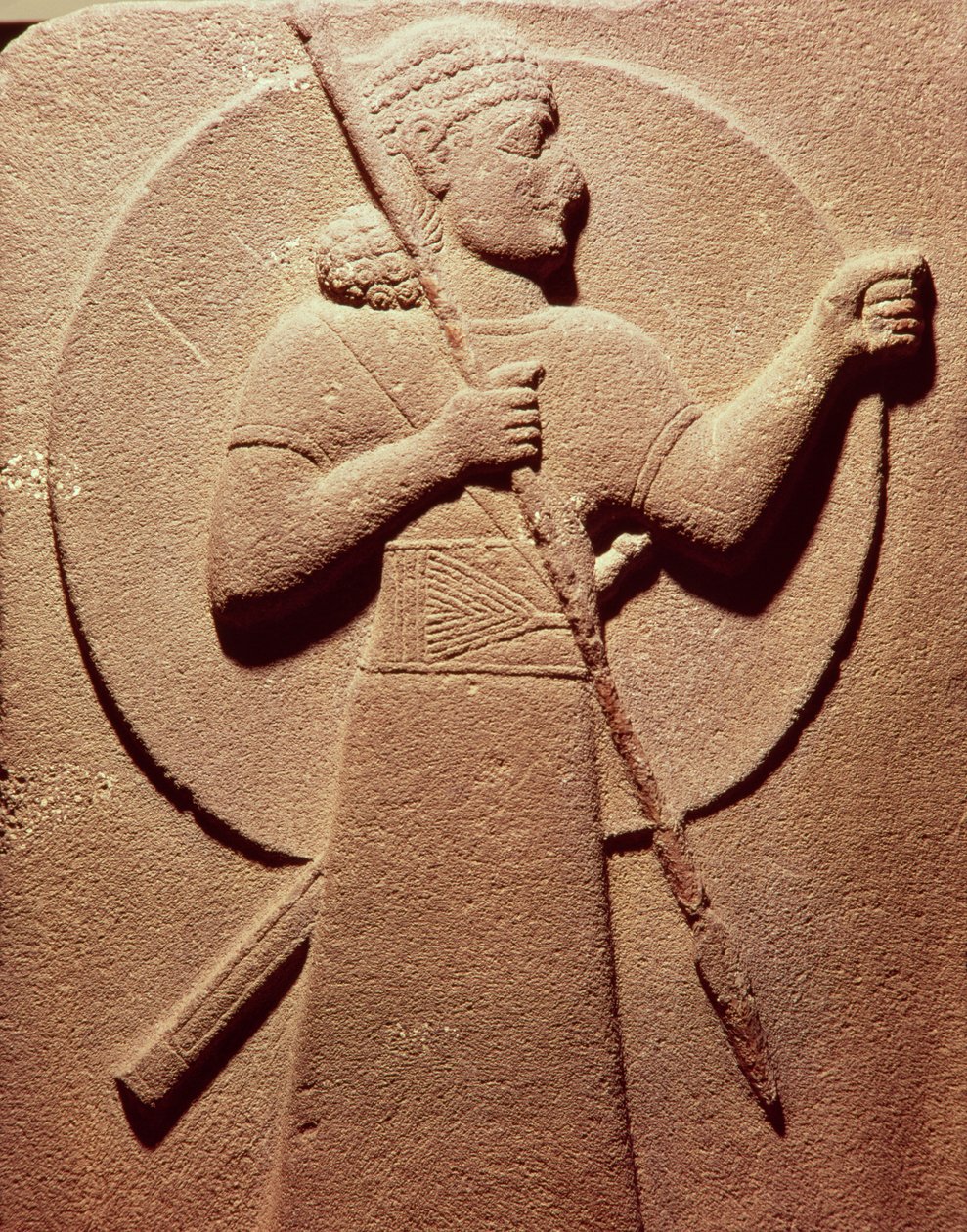 Reliéf zobrazující chetitského válečníka z Karchemiše, 11.–9. století před naším letopočtem od Assyrian School