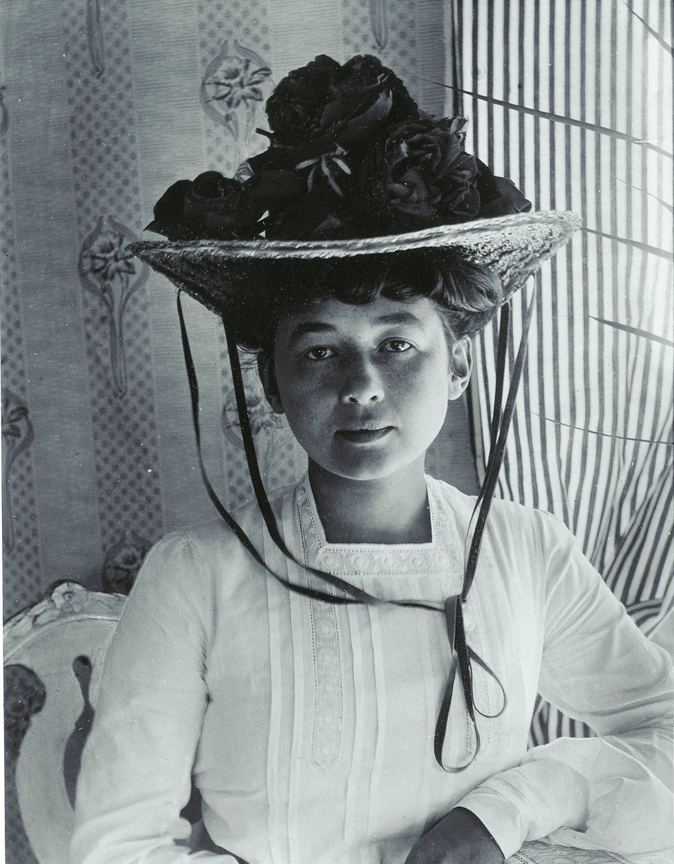 Harriet Bosse, Furusund 1904 (černobílá fotografie) od August Johan Strindberg