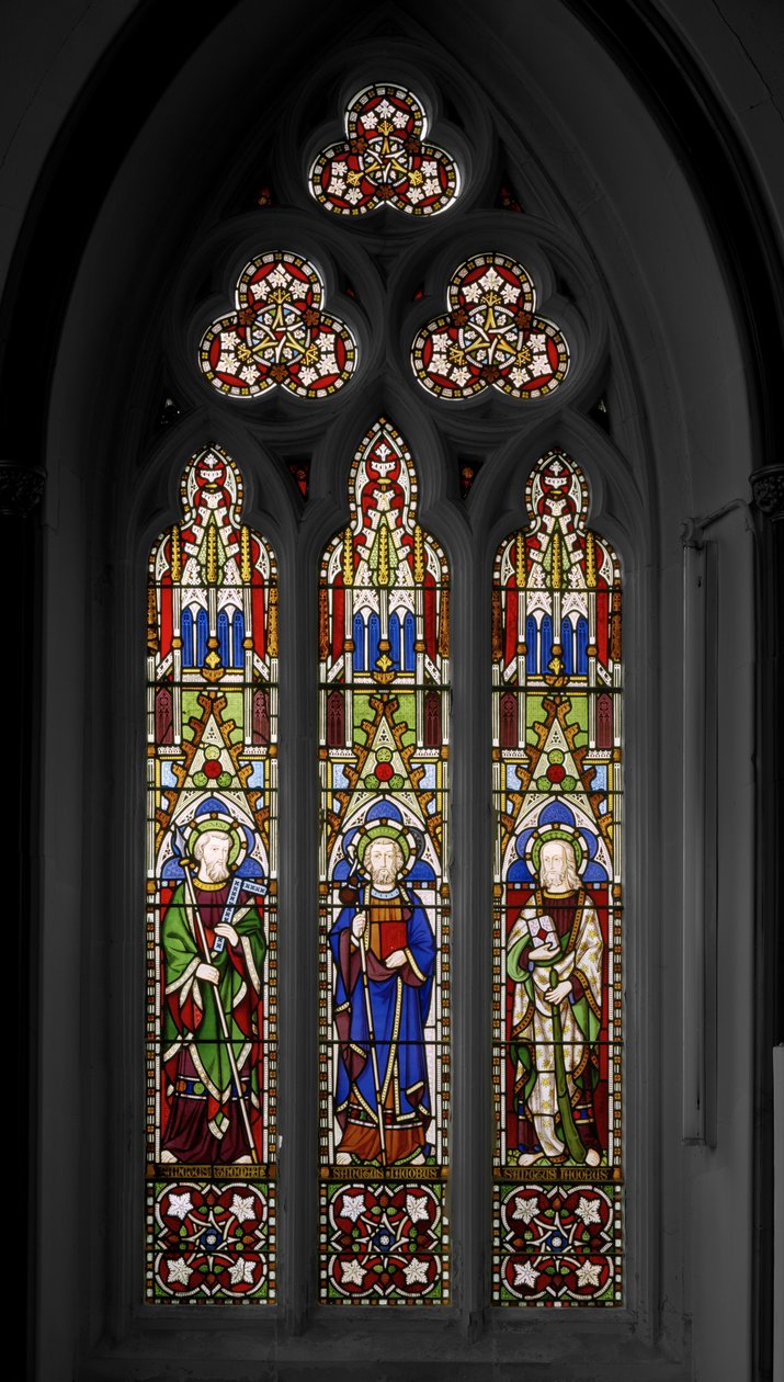 Svatý Tomáš, sv. Jakub Veliký a sv. Jakub menší, 1849 (vitráže) od Augustus Welby Northmore Pugin