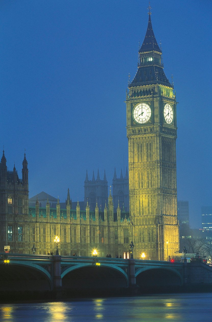 Velká Británie, Anglie, Londýn, Westminsterský palác a Big Ben v noci od Augustus Welby Pugin
