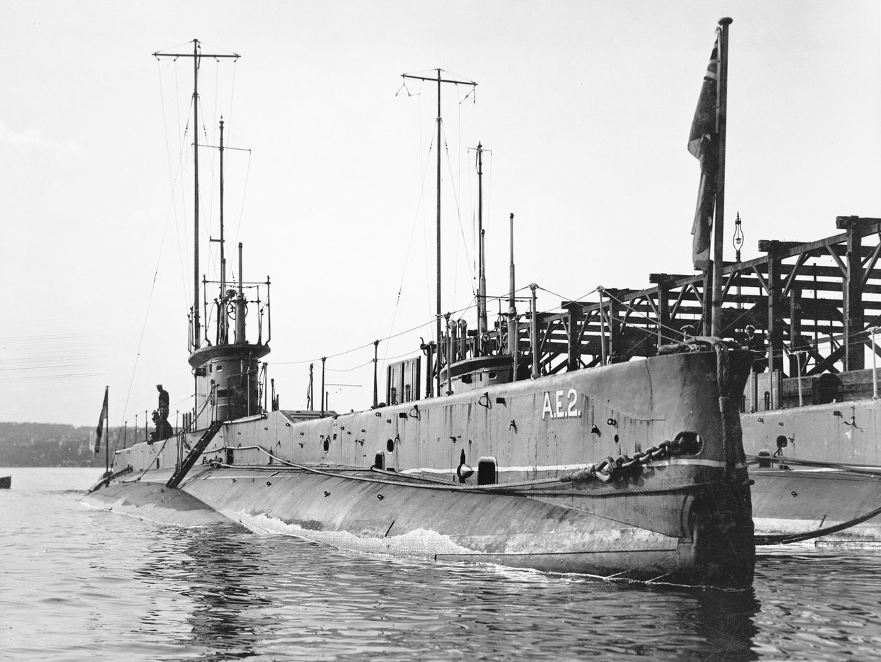 Ponorky Australského námořnictva (RAN) AE1 a AE2, c.1914 od Australian Photographer