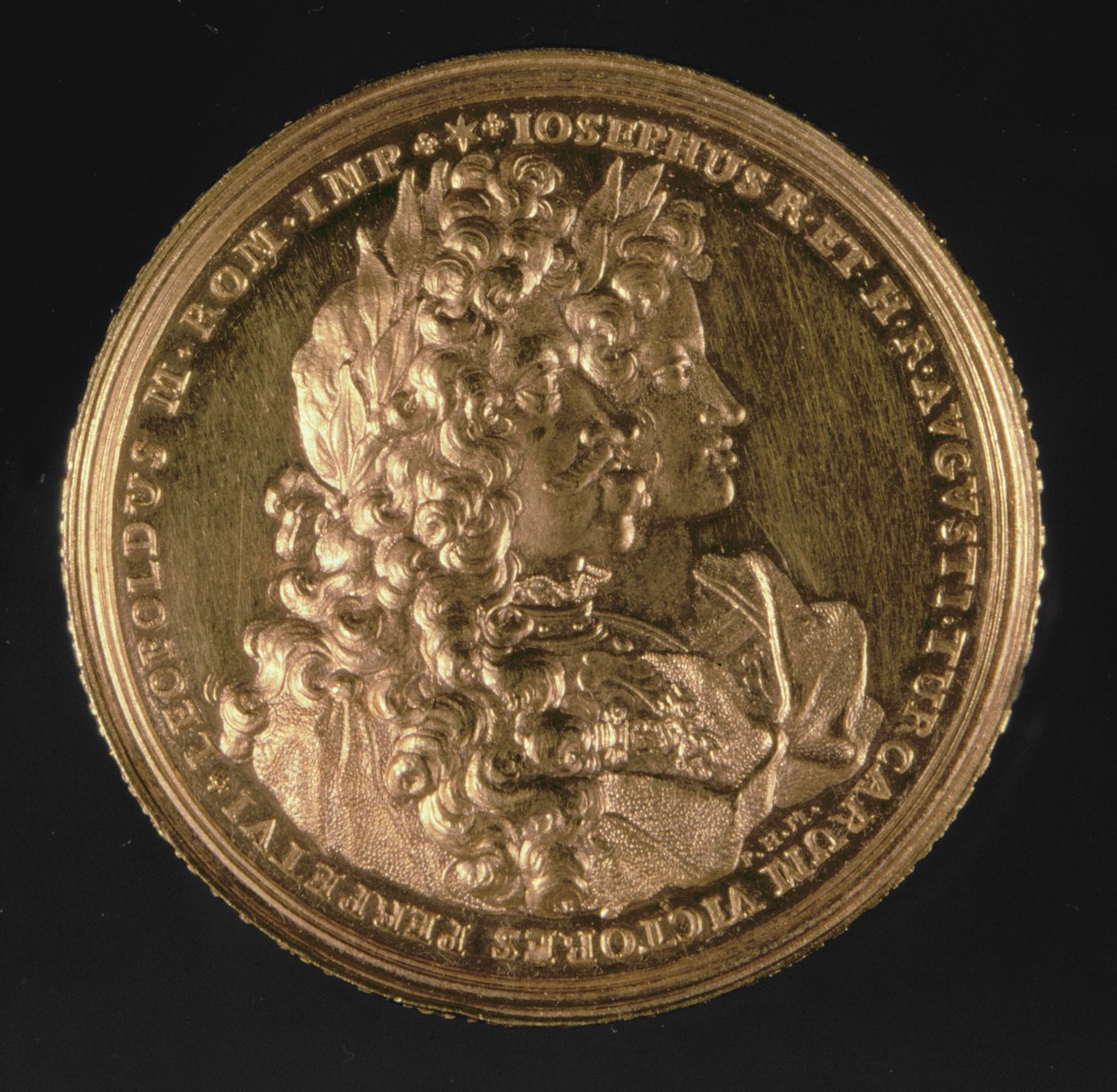 Medailon s portréty císařů Svaté říše římské Leopolda I. (1640-1705) a Josefa I. (1678-1711) od Philippa Heinricha, 1692 (zlato) od Austrian School
