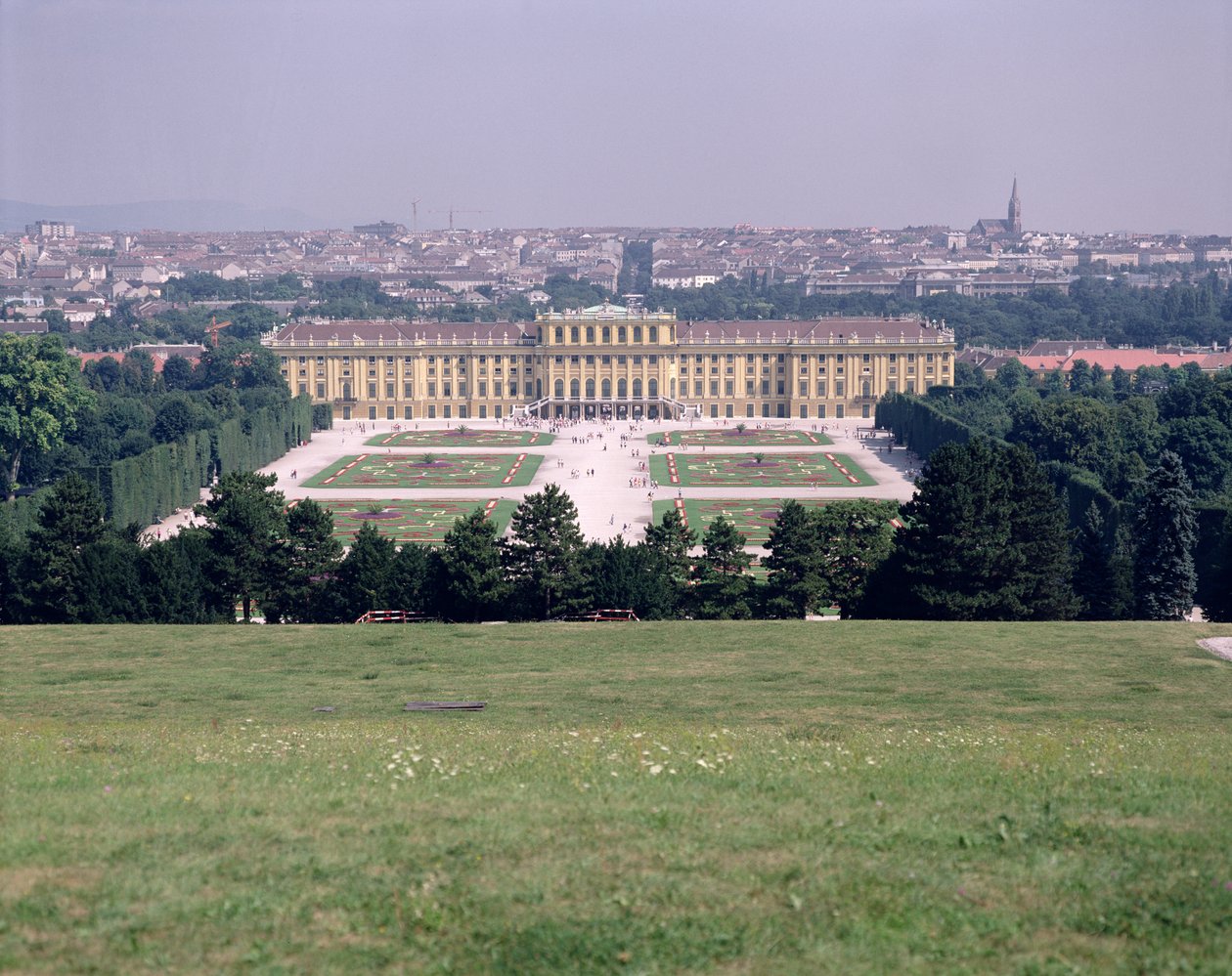 Zámek Schonbrunn, dokončen 1711 od Austrian School