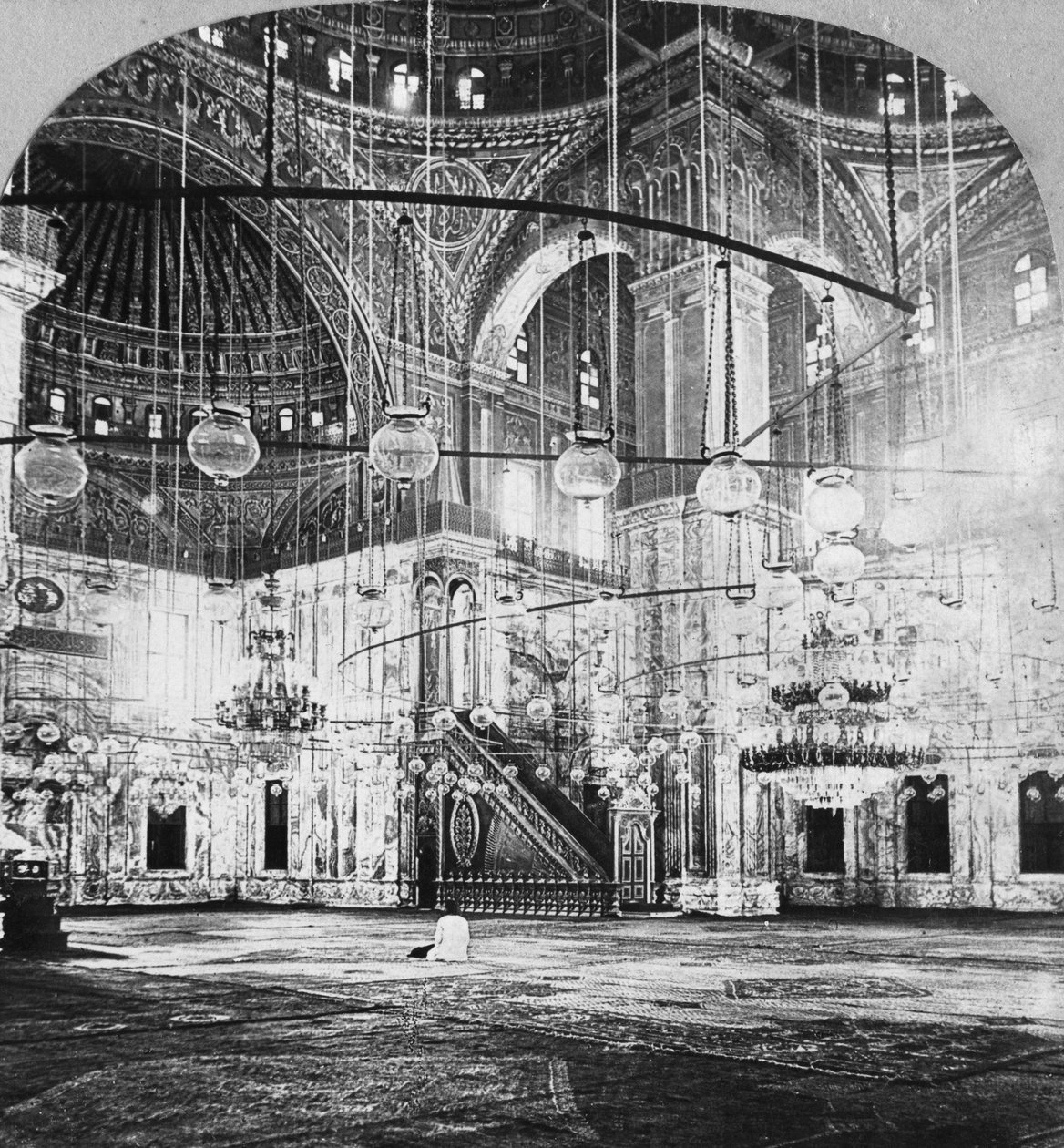 Interiér, mešita Muhammada Aliho, Káhira, Egypt, 1899 od B. L. Singley
