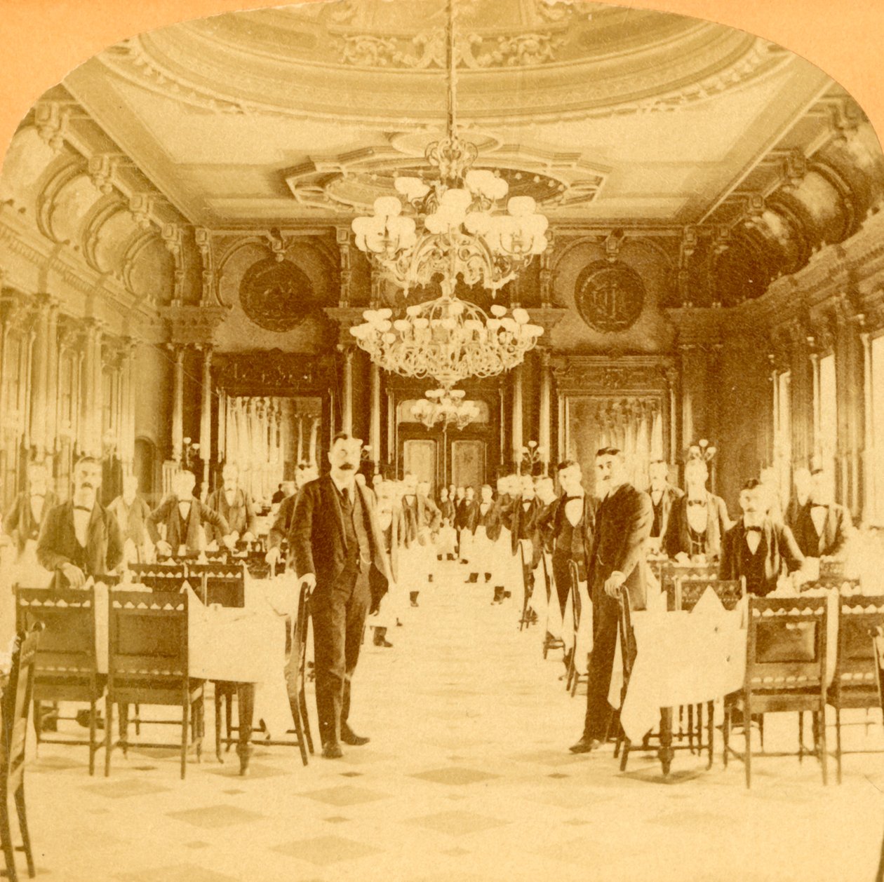 Velká jídelna, hotel Windsor, údajně nejlepší na světě, Montreal, Kanada, 1894. od B. W. Kilburn