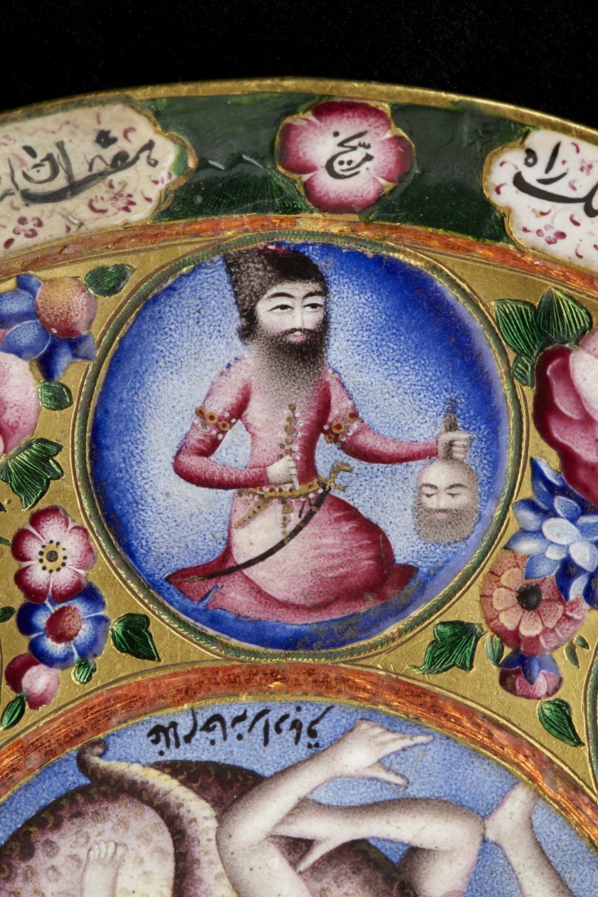 Mísa s víčkem, podšálek a lžíce s astrologickým zdobením, počátek 19. století od Baqir