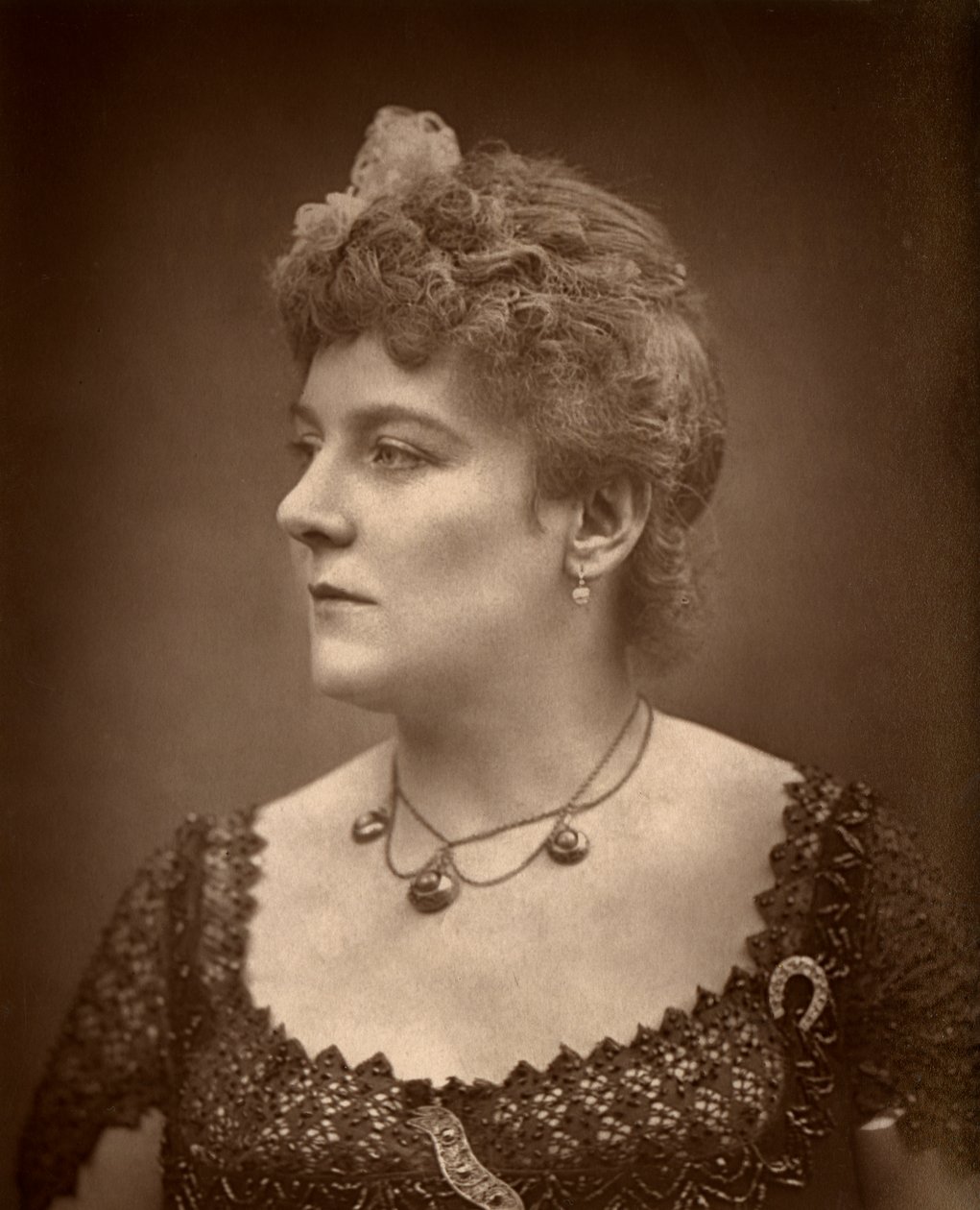 Britská herečka Henrietta Lindley ve filmu Jim the Penman, 1886 od Barraud