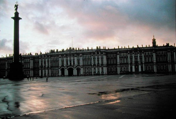 Vnější pohled na Zimní palác (1753-52) (foto) od Bartolomeo Carlo conte Rastrelli