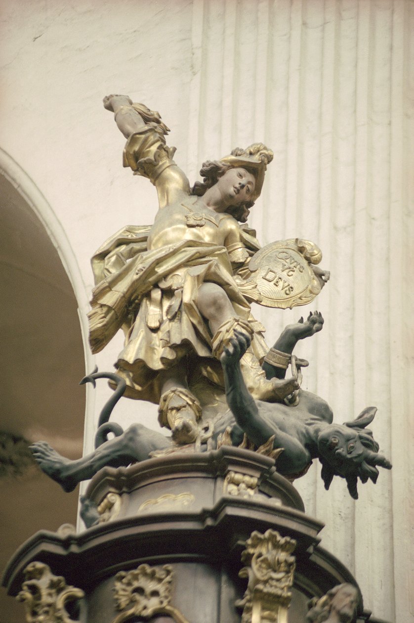 Kazatelna, nazývaná také Kazatelna věrnosti, detail: Sv. Michael a drak, 1749 (zlacení, dřevo a intarzie) (viz také 252679 a 252680) od Bavarian school