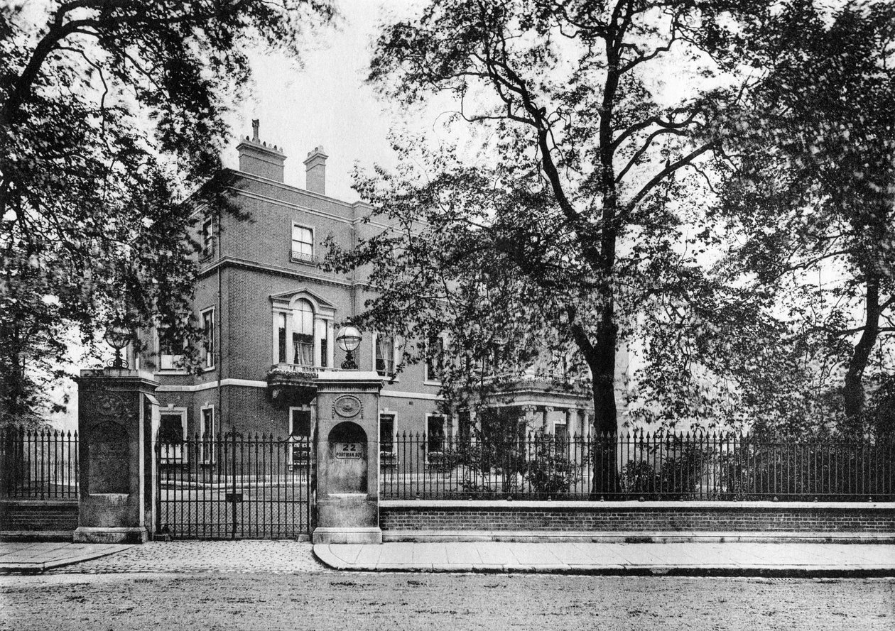 Portman House, Portman Square, 1908. od Bedford Lemere and Company