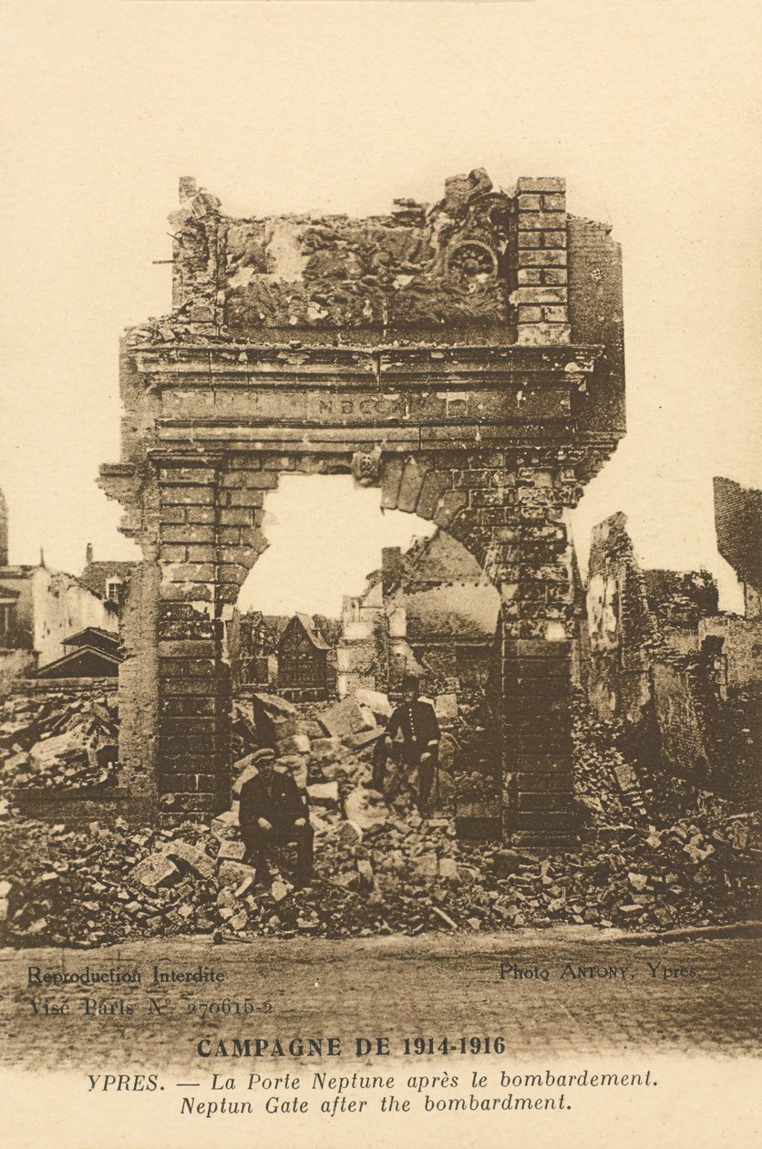 Neptunova brána po bombardování, Ypres od Belgian Photographer