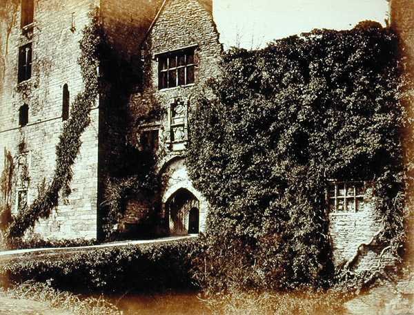 Zámek Ludlow (černobílá fotografie) od Benjamin Brecknell Turner