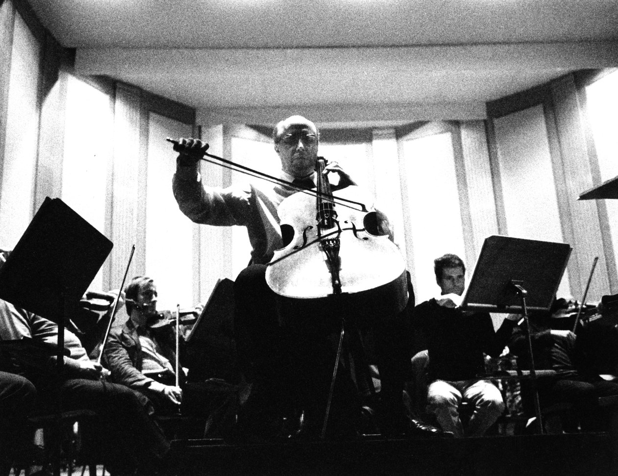 Mstislav ROSTROPOVICH od Bernard Perrine