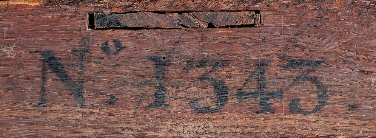 Commode, cca 1745 (japonský lak namontovaný na ormolu a ebonizované dřevo) od Bernard van Risenburgh II