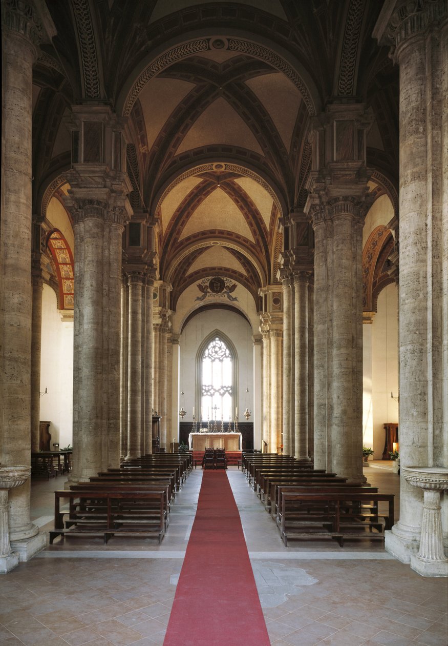 Vnitřní pohled na kostel Pienza od Bernardo Rossellino