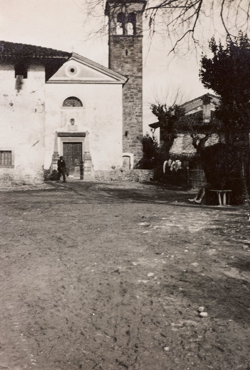 Album první světové války ve Friuli-Venezia Giulia: kostel Soleschiano Manzano, 01-03/1916 (čb foto) od Bietti Bietti