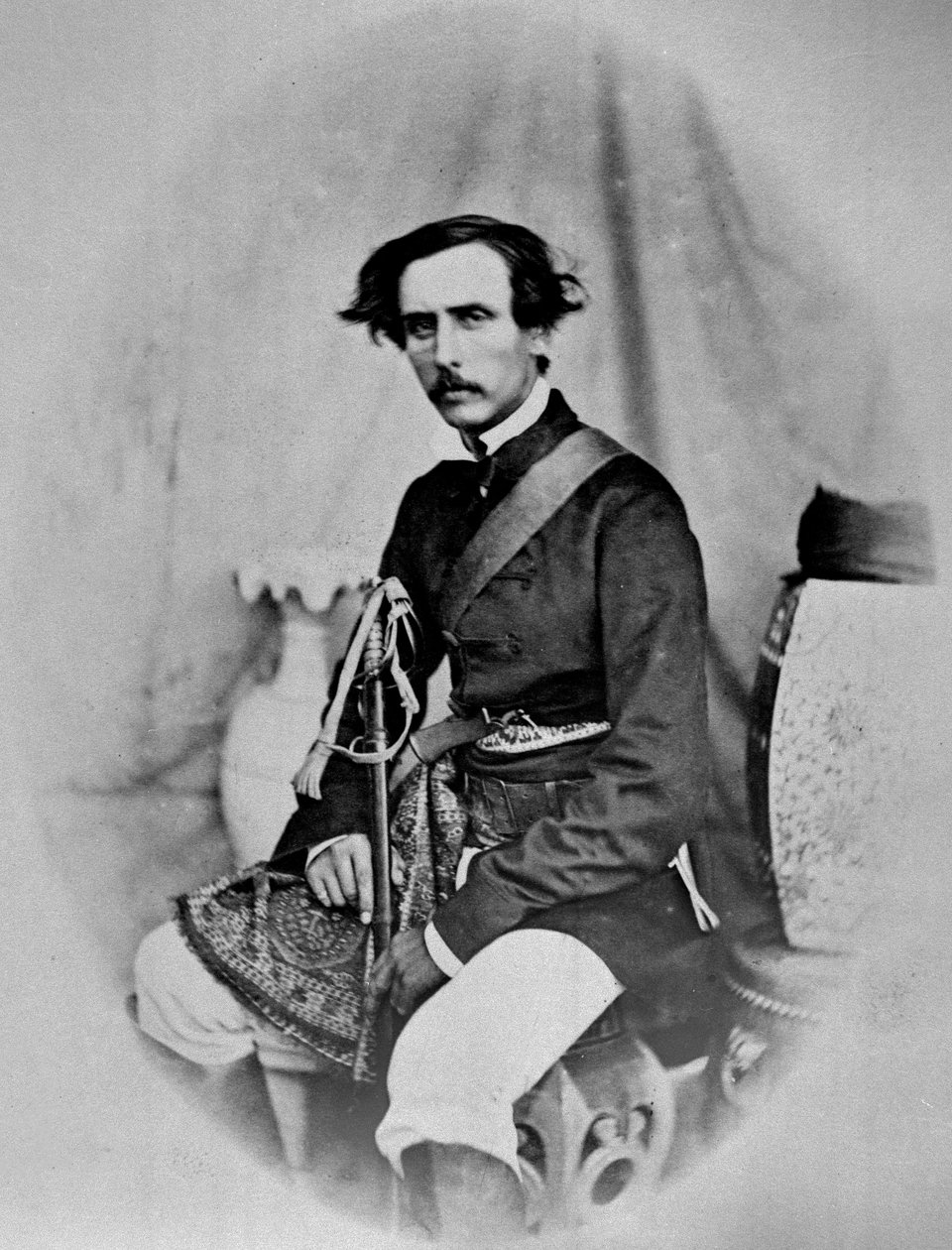 Kapitán Mecham, z alba 39 fotografií, které sestavil Edmund Impey v Madrásu. od British Photographer