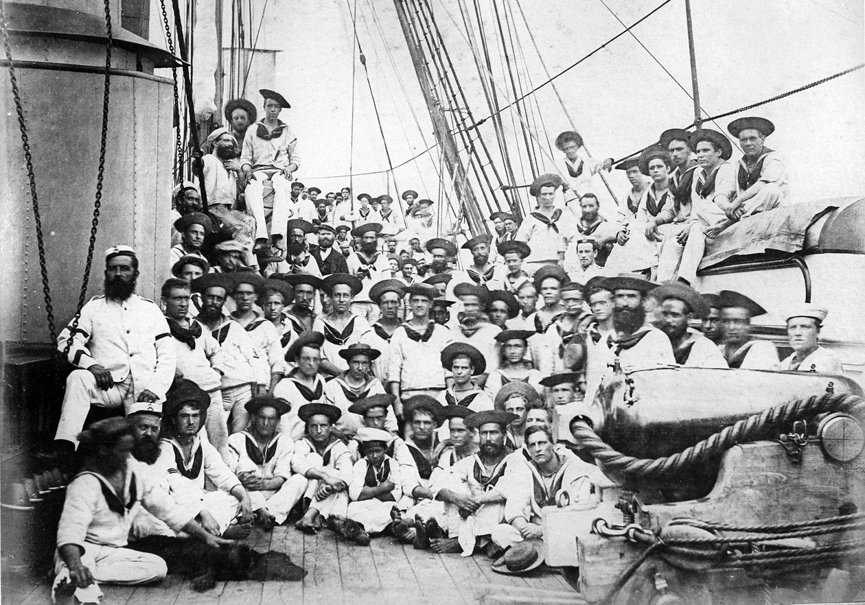 Společnost na palubě HMS Eclipse, kolem roku 1888 od British Photographer
