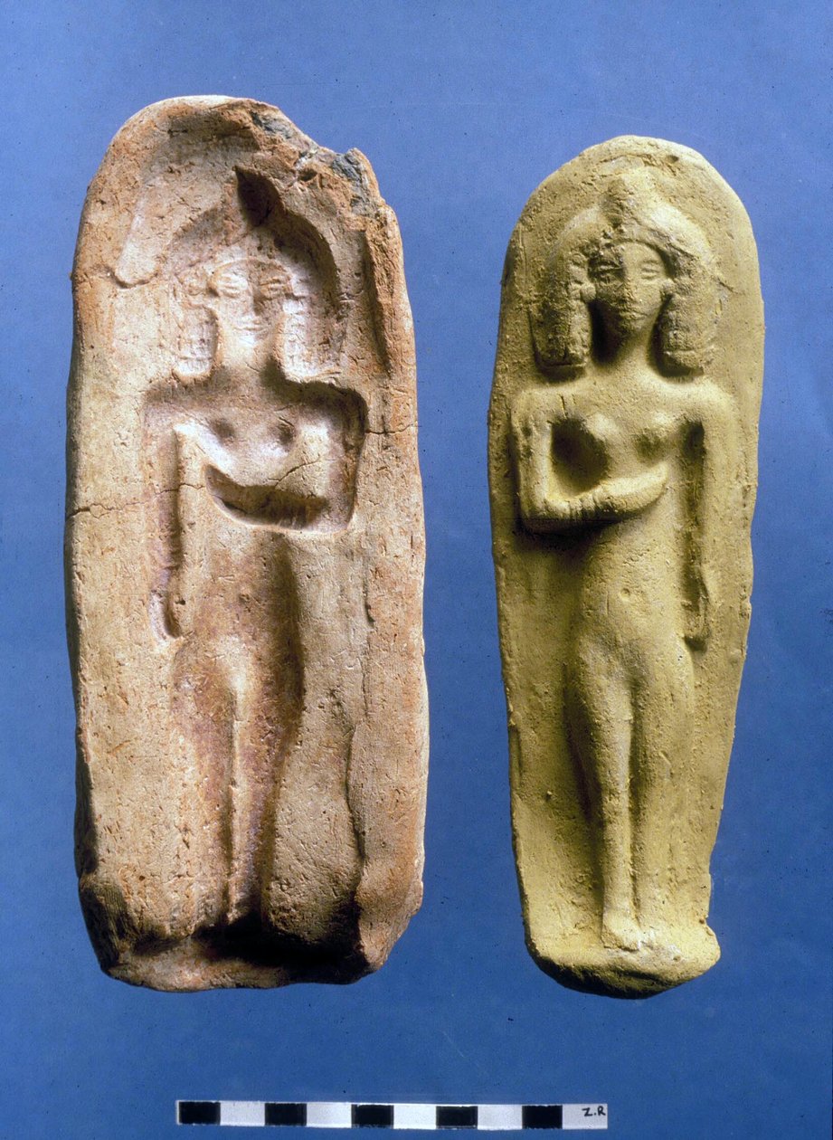 Figurka bohyně plodnosti a forma, ze které byla odlita, cca 8. - 7. století př. n. l. (hlína) od Bronze Age