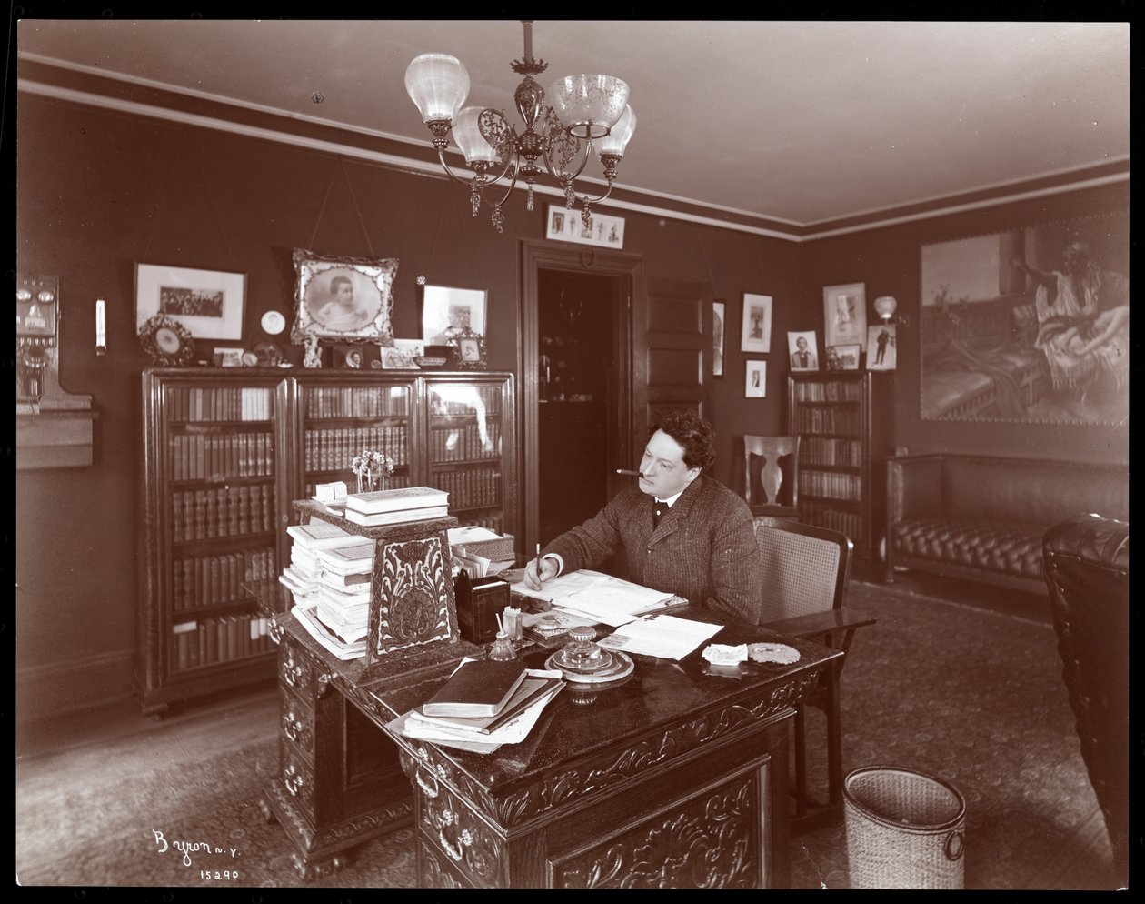 Edgar Smith, 1902-3 (stříbrný želatinový tisk) od Byron Company