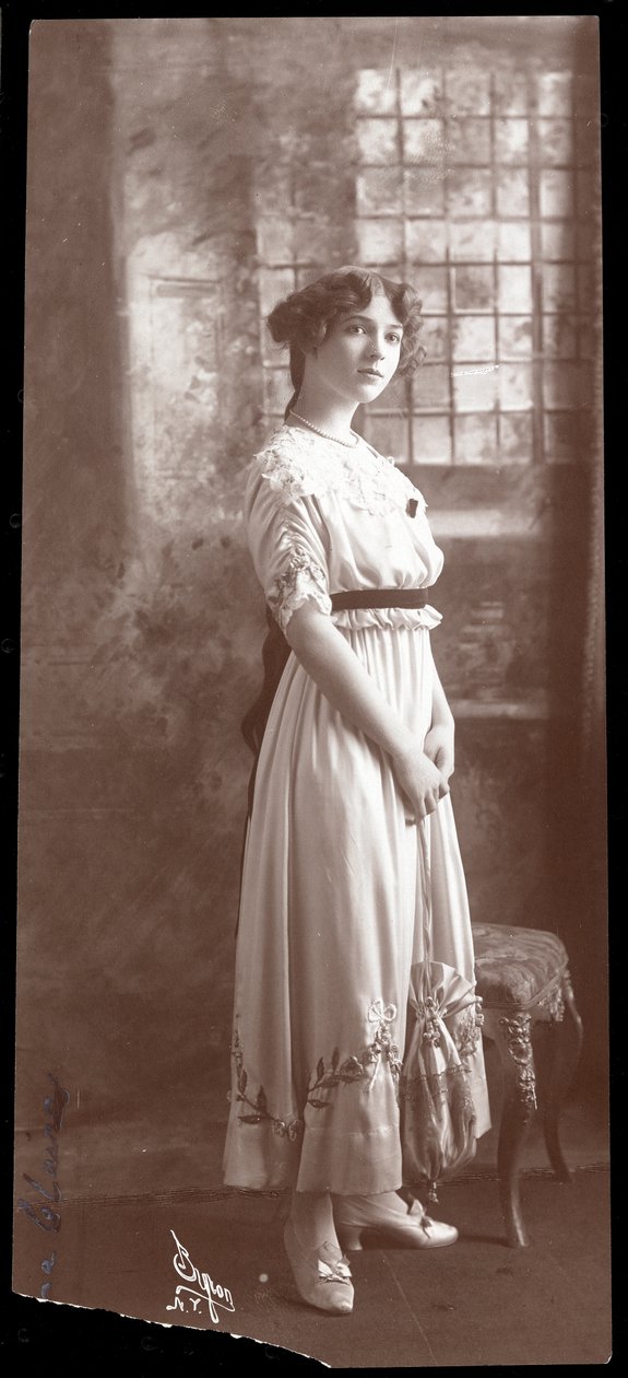 Portrét Iny Claire (stříbrný želatinový tisk) od Byron Company