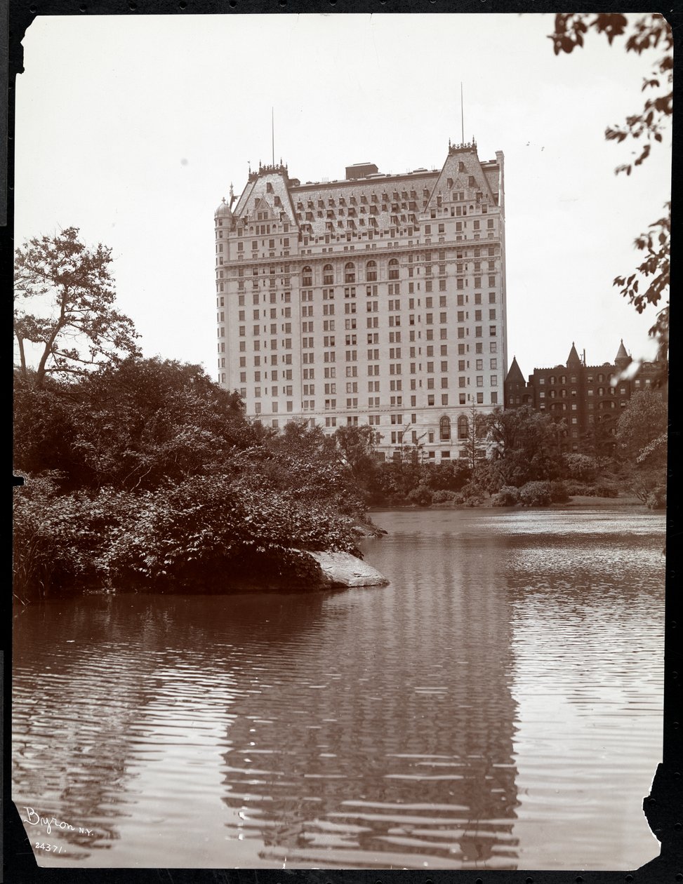 The Plaza Hotel, 5th Avenue a 59th Street, New York, 1907 (stříbrný želatinový tisk) od Byron Company