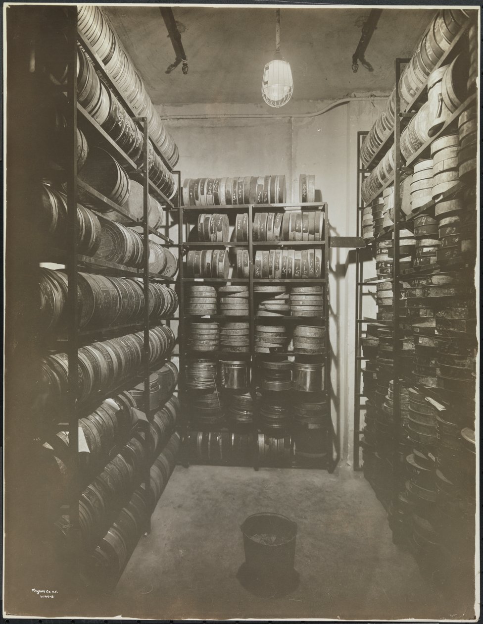 Mutual Film Co., 1600 Broadway, New York, 1918 od Byron Company
