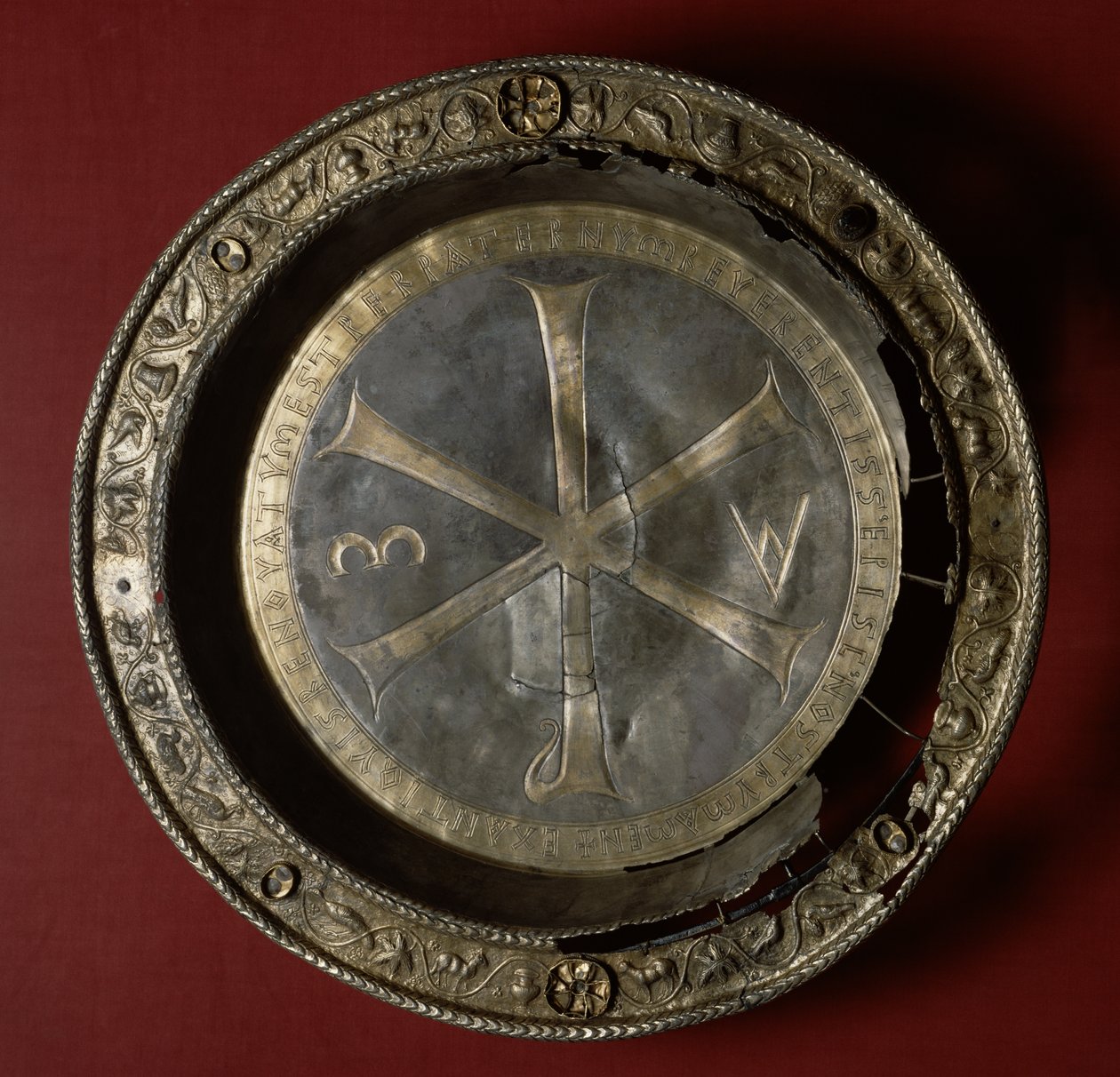 Patena biskupa Paterna, 498 (zlato a stříbro) od Byzantine