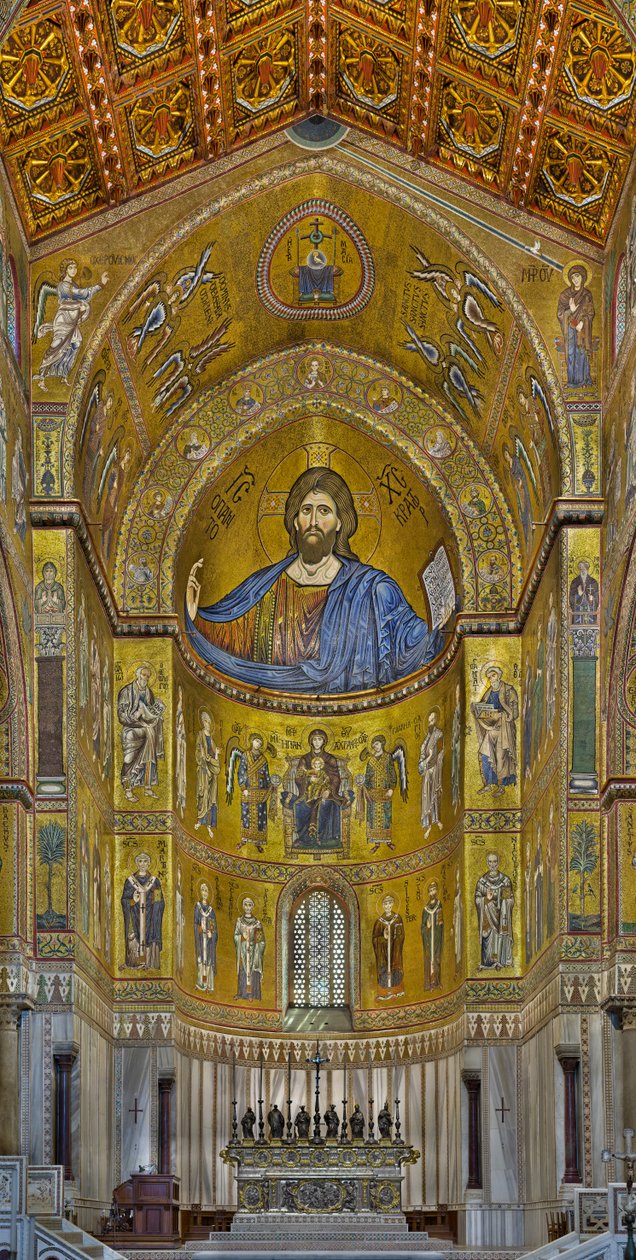 Pohled na apsidu s byzantskými mozaikami zhotovenými mezi 12. a polovinou 13. století částečně místními a částečně benátskými dělníky, včetně slavného Christ Pantocrator (mozaika) od Byzantine