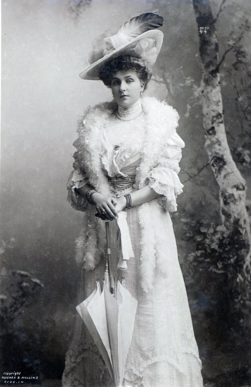 Španělská královna, Ena z Battenbergu, kolem roku 1910 (černobílá fotografie) od J.B. and Brown J. Rowbotham