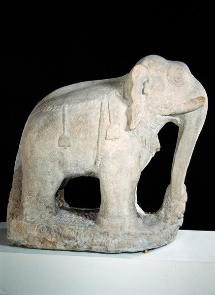 Socha slona, Bayon styl, z Preah Khan, konec 12. - začátek 13. století (pískovec) od Cambodian Cambodian