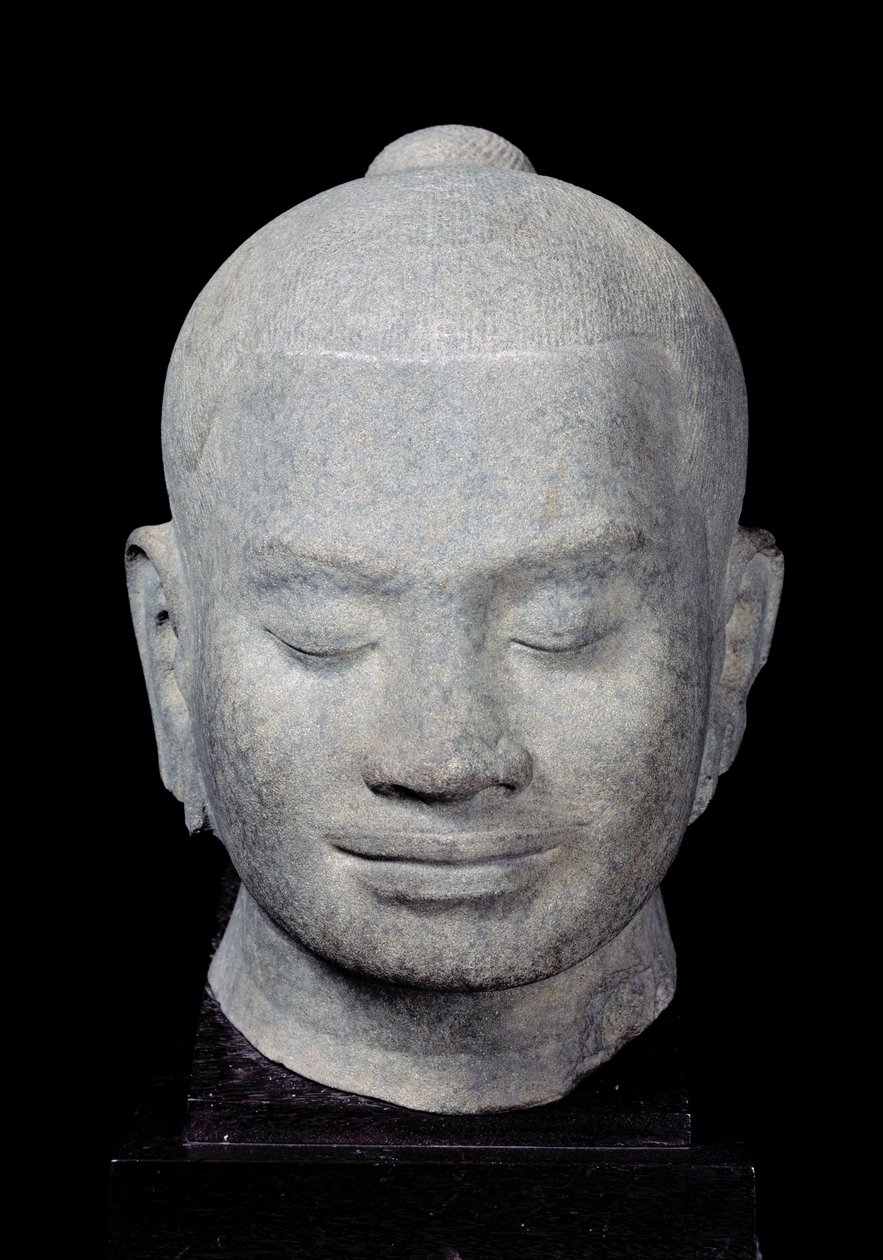 Hlava krále Jayavarmana VII (1181-1218) Bayon Style, z Preah Khan, 12.-13. století (pískovec) od Cambodian School