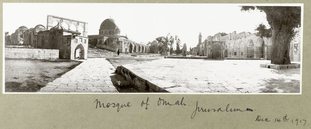 Omarova mešita, Jeruzalém, 14. prosince 1917 od Capt. Arthur Rhodes