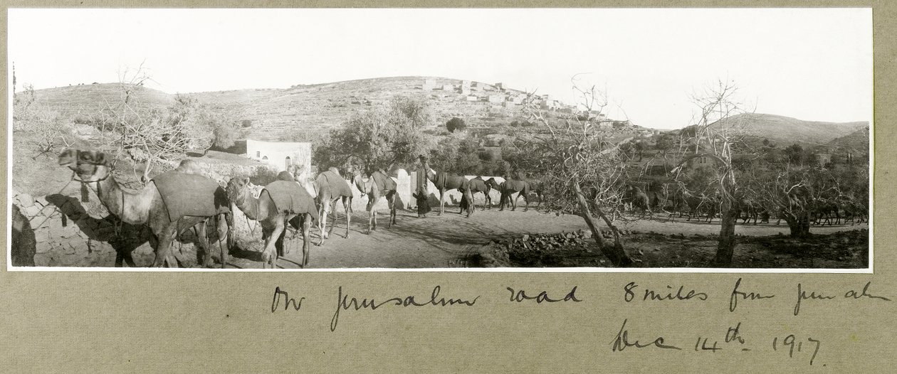 Na Jerusalem Road, 8 mil od Jeruzaléma, 14. prosince 1917 od Capt. Arthur Rhodes