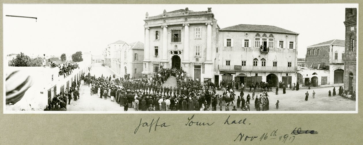Radnice v Jaffě, 16. listopadu 1917 od Capt. Arthur Rhodes