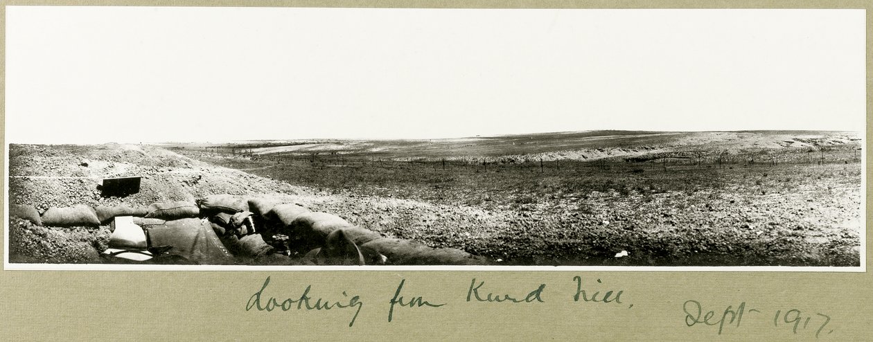 Pohled z Kurd Hill, září 1917 od Capt. Arthur Rhodes