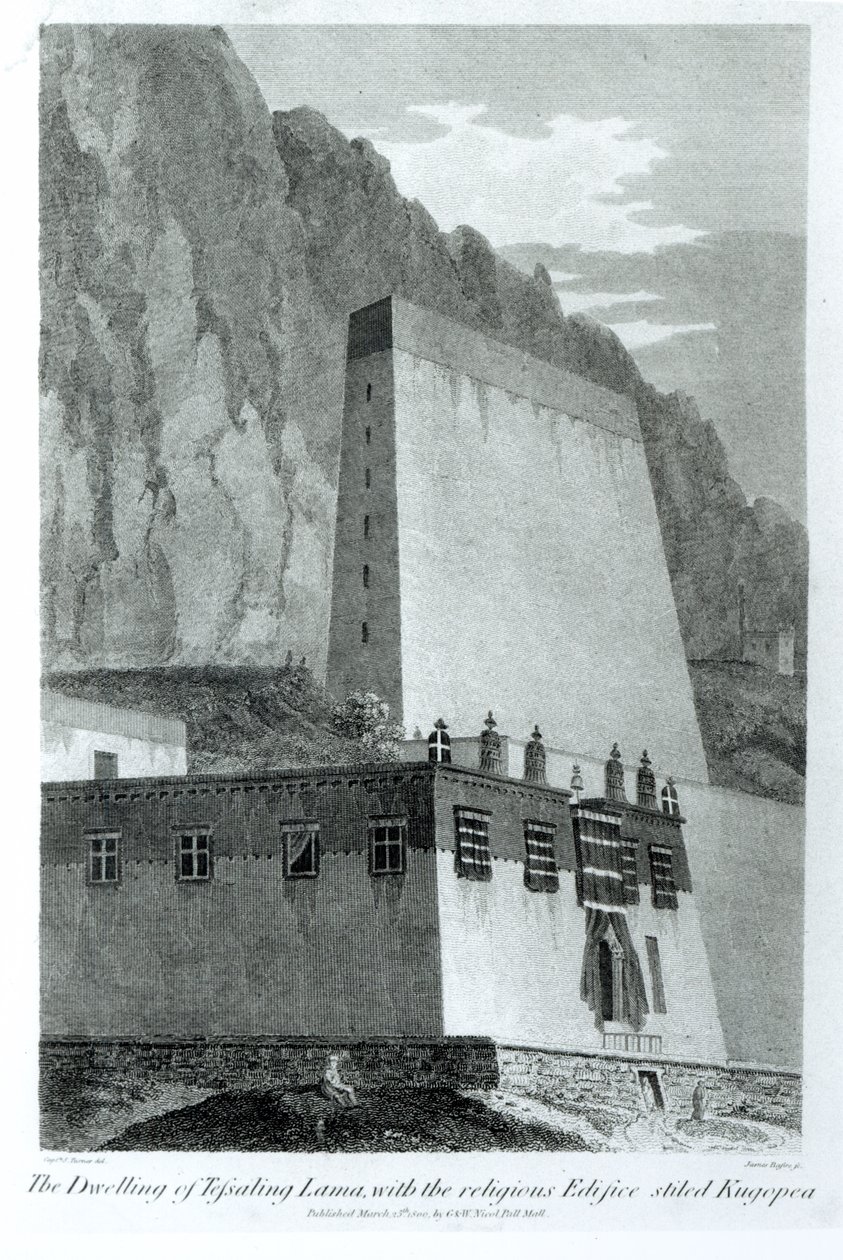 Obydlí lámy Tefsaling s náboženskou budovou Stiled Kugopea, z „Účtu velvyslanectví k soudu Teshoo Lama v Tibetu“ od kapitána Turnera, publikováno 1800 (černobílá fotografie od Captain Samuel Turner